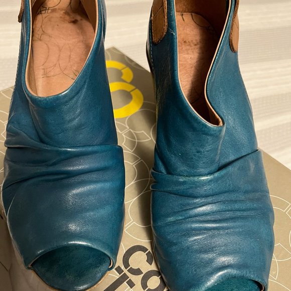 Coque Terra Slouchy Peep Toe Heel Size Size EU 38 Teal Blue Leather - Picture 1 of 4
